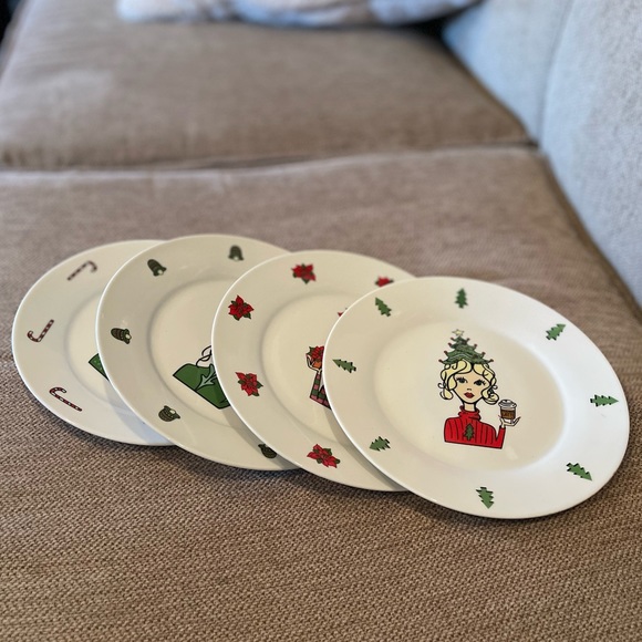 Gorgeous set of 4 whimsical vintage girlfriend Christmas plates EUC 7.5” - Picture 2 of 5
